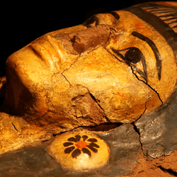 ancient egypt mummy eyes